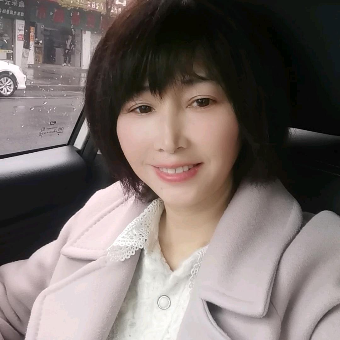 挖机老板娘