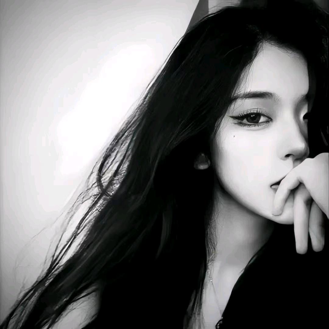 李诗瑶.