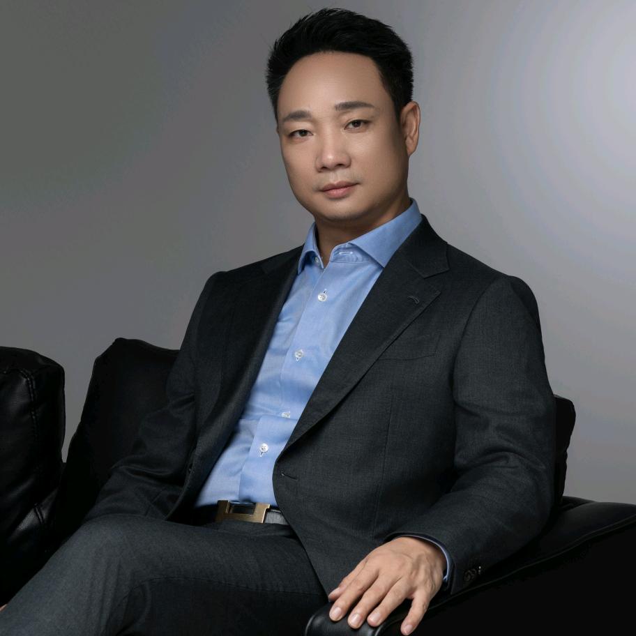 康菲PUR创始人-邓卫