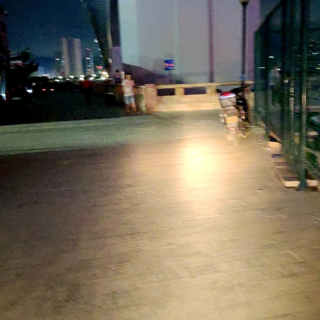 到处走走