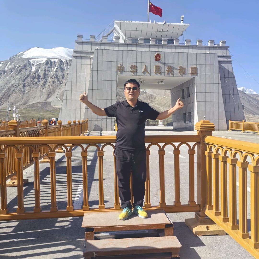 六年不倒(ꐦÒ‸Ó)