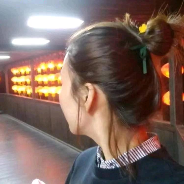 家有俩个小棉袄