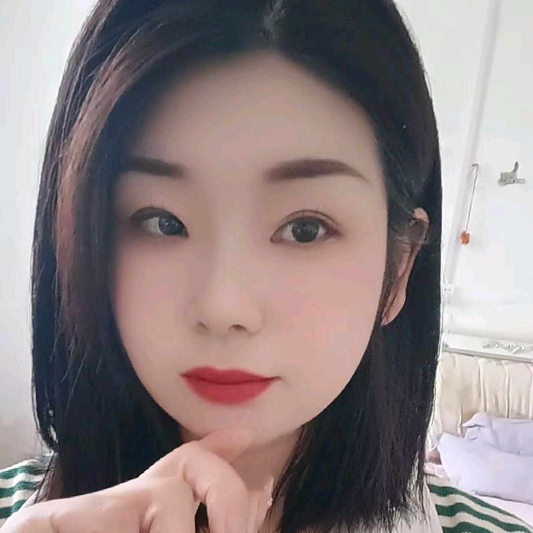 卖袜子小姐姐