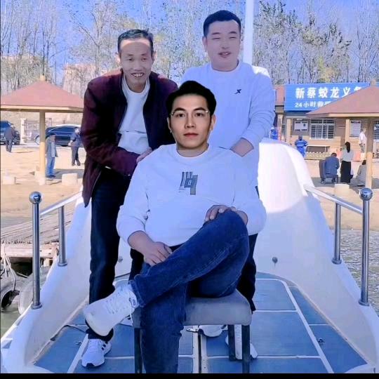 🇨🇳二尕🇨🇳