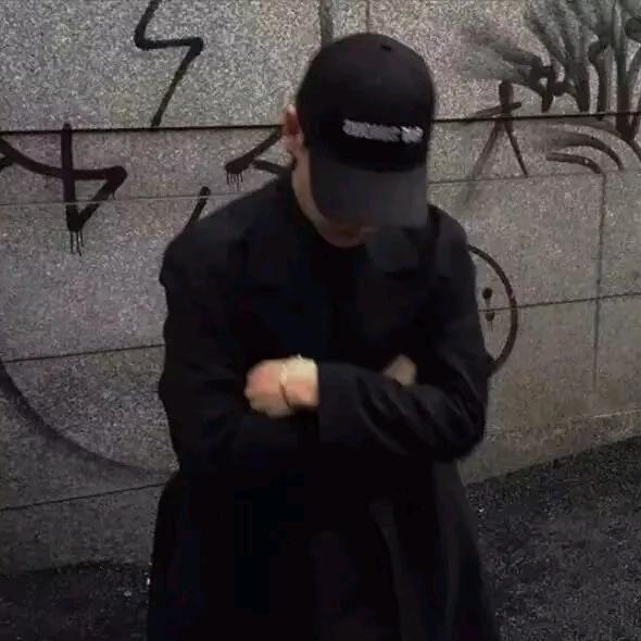 一个小锦