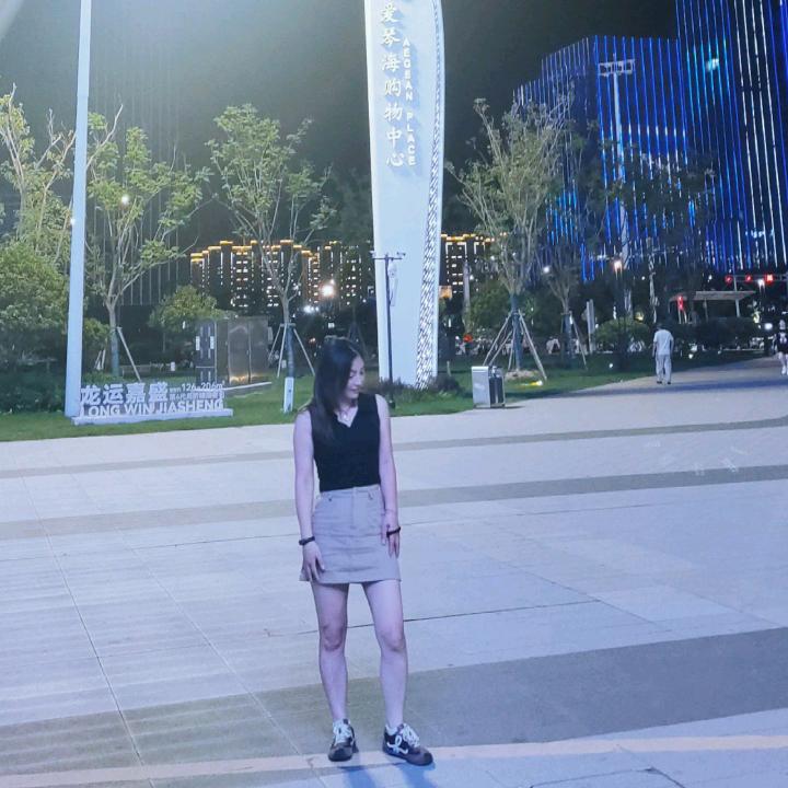 珊珊吖