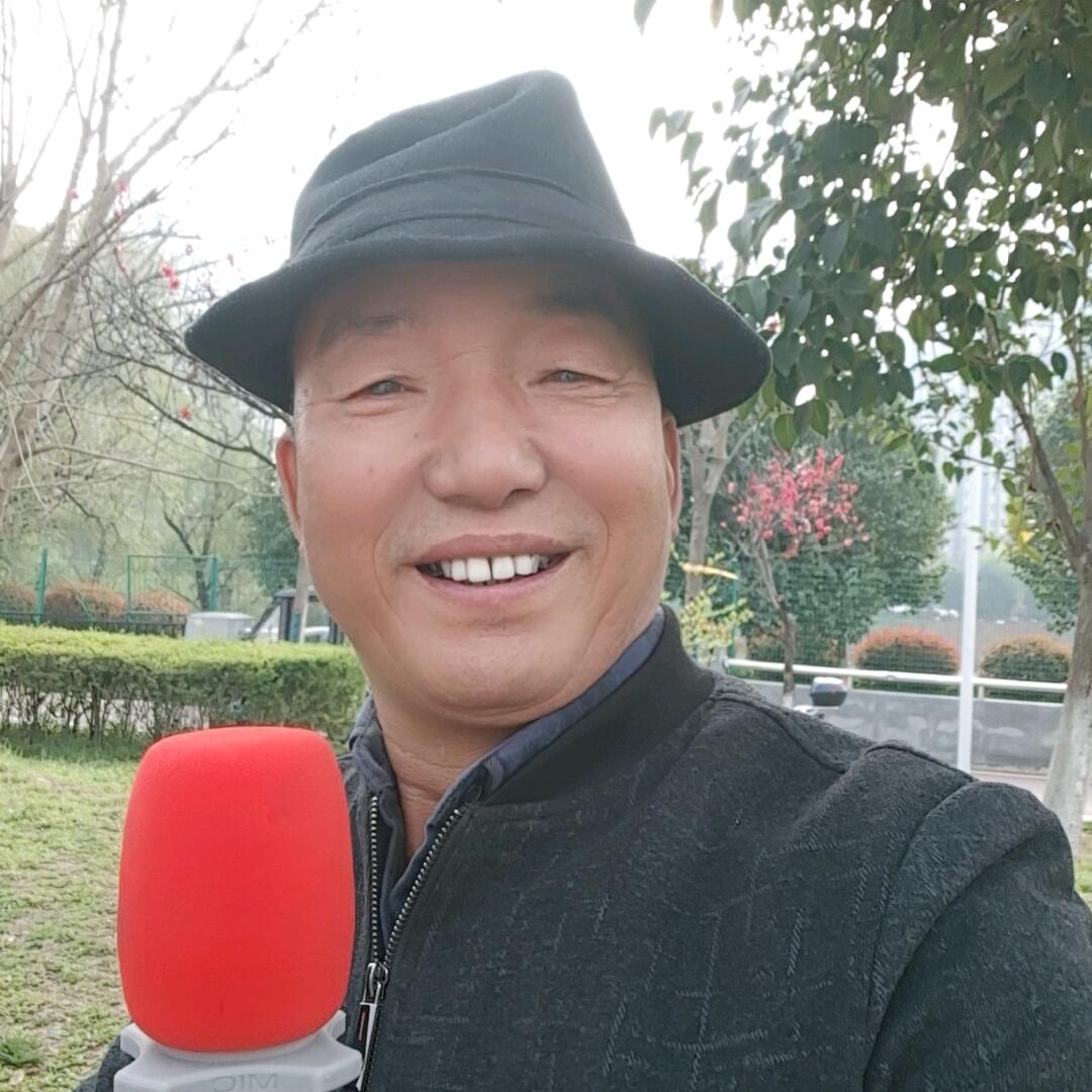 快乐就好，歌手