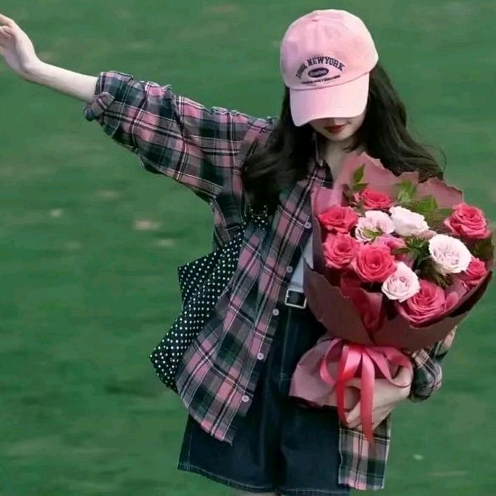 你嘴角的小梨涡