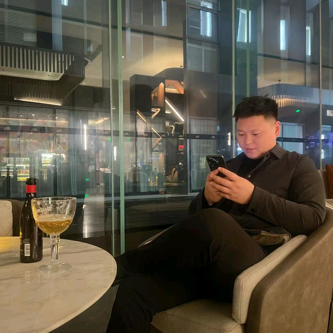 卓越筑家陆秋成