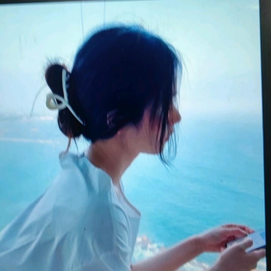 柠檬不萌，