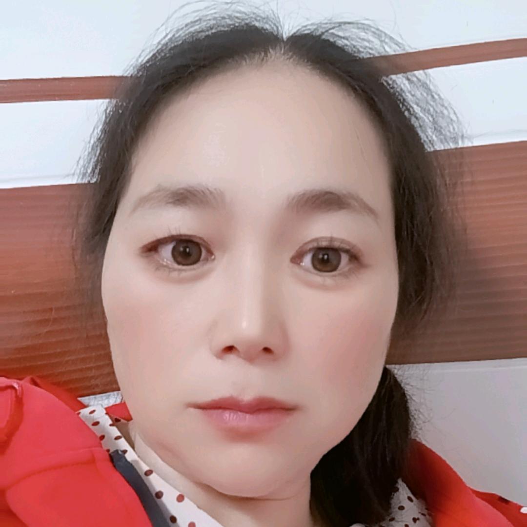英子