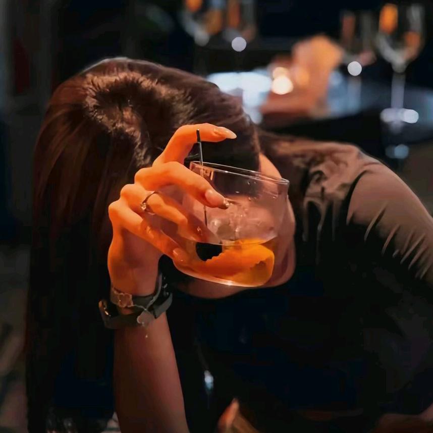 ئــەسـكـى شـــــۇم