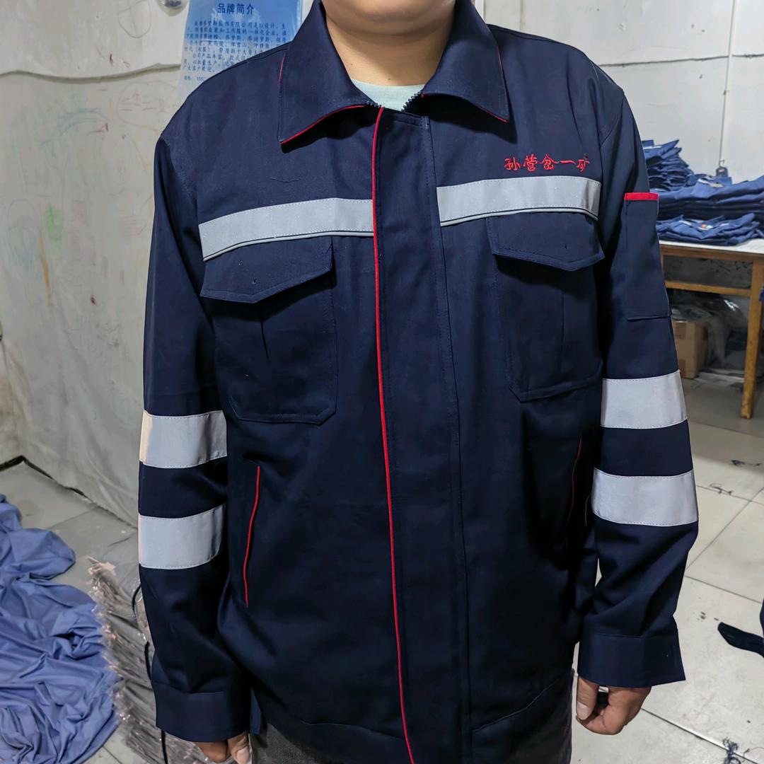 西安小张服装厂工作服生产定做