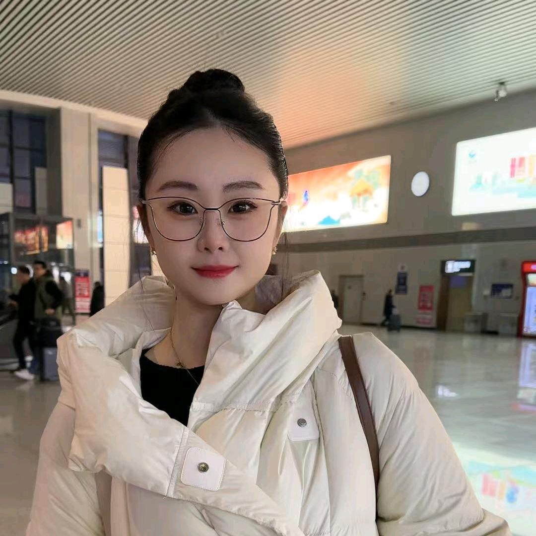 老冯聆听