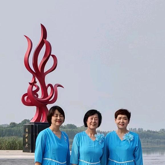银铃姐妹伴歌行