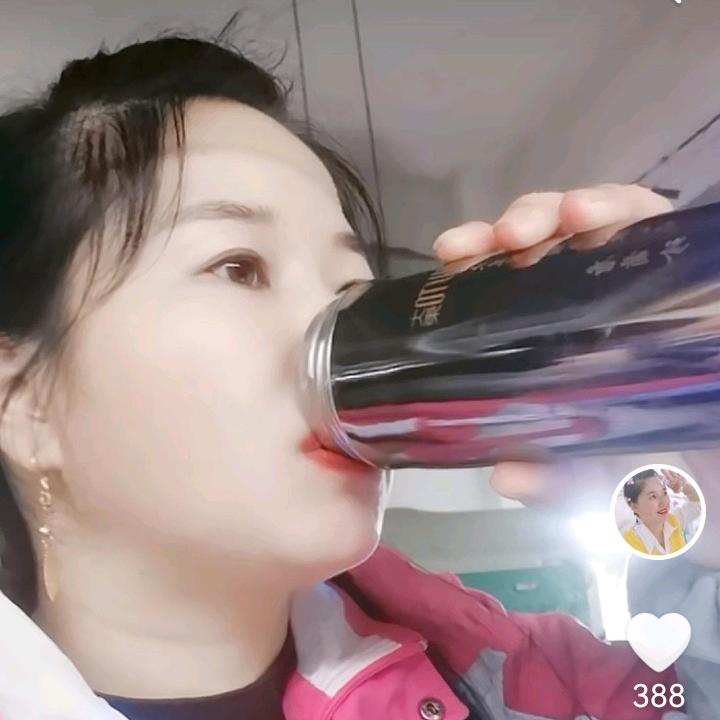 白玫瑰✨唐糖
