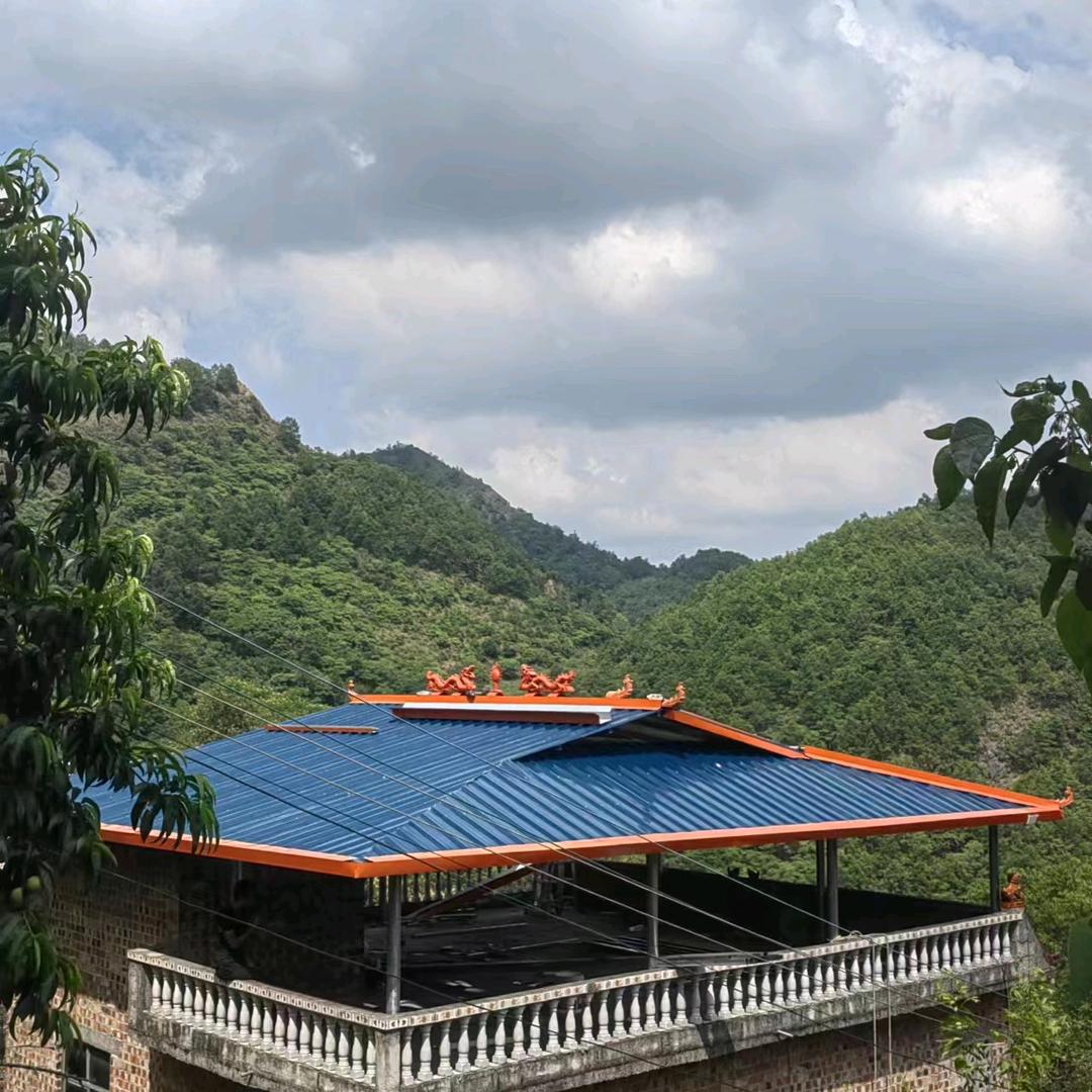 铁棚、门窗五金以及水电安装