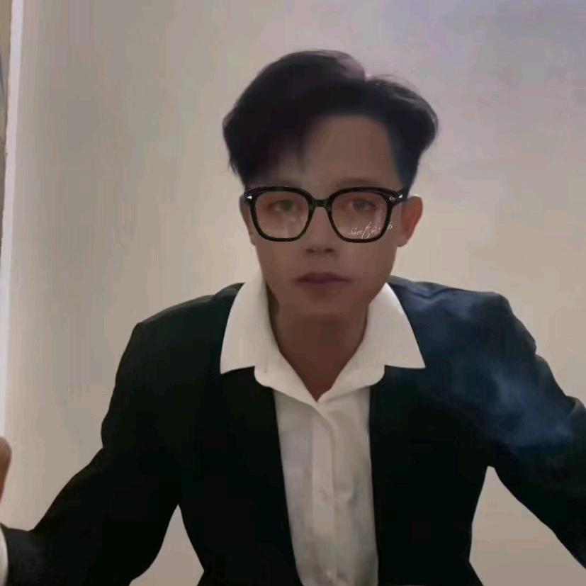 我姓王，小霸王