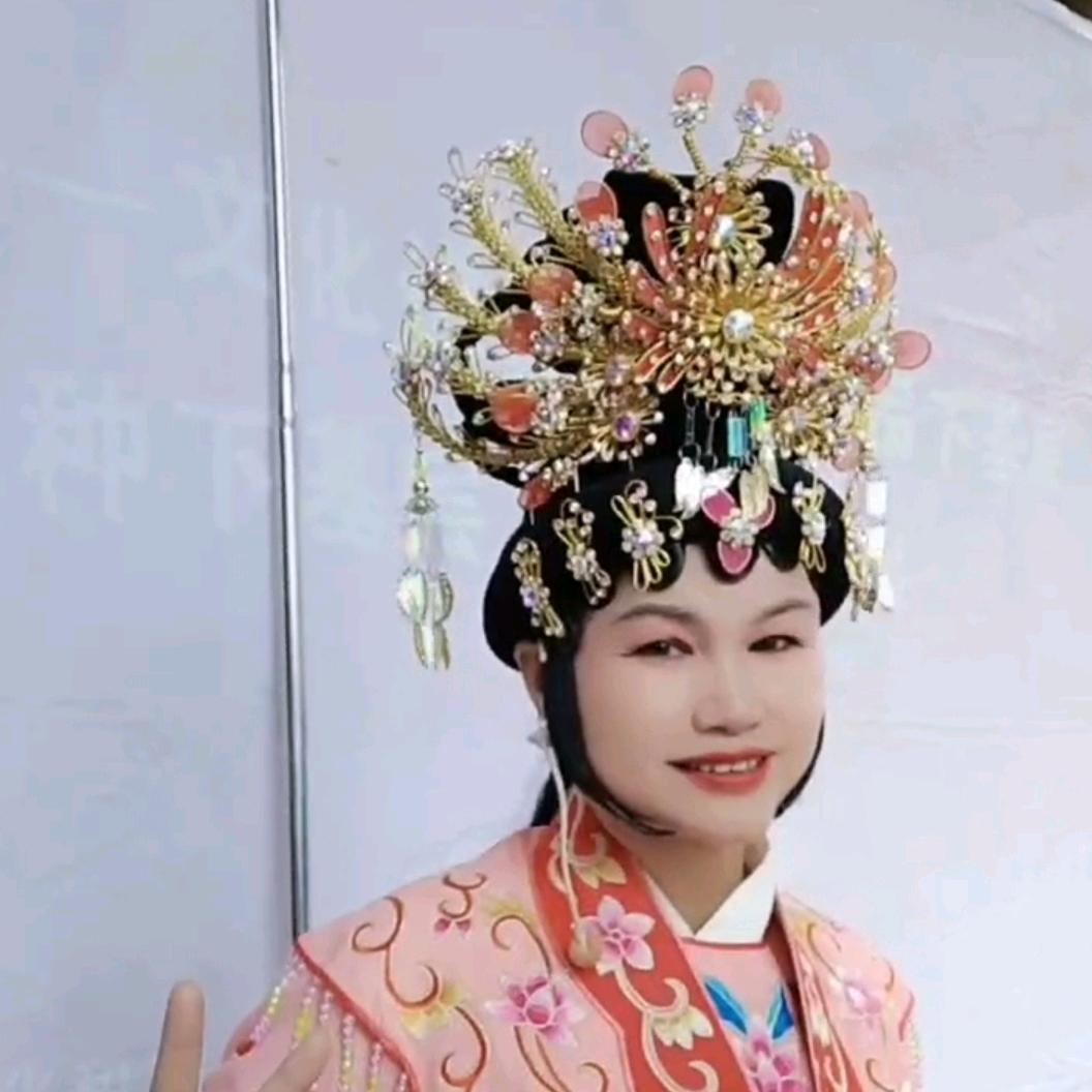 秋香（南宁市千年平话师公戏、山歌）