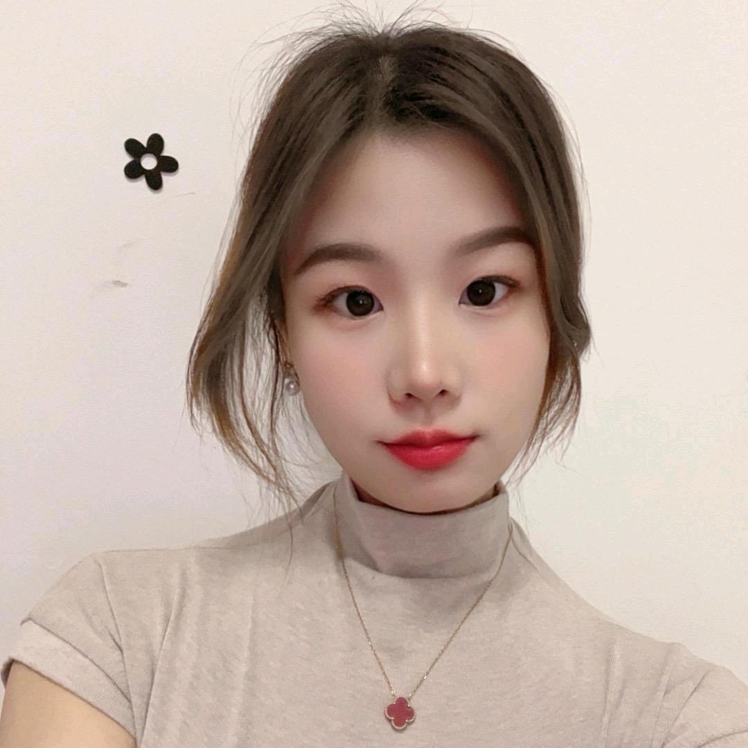 悠悠(卖二手车的小姐姐)