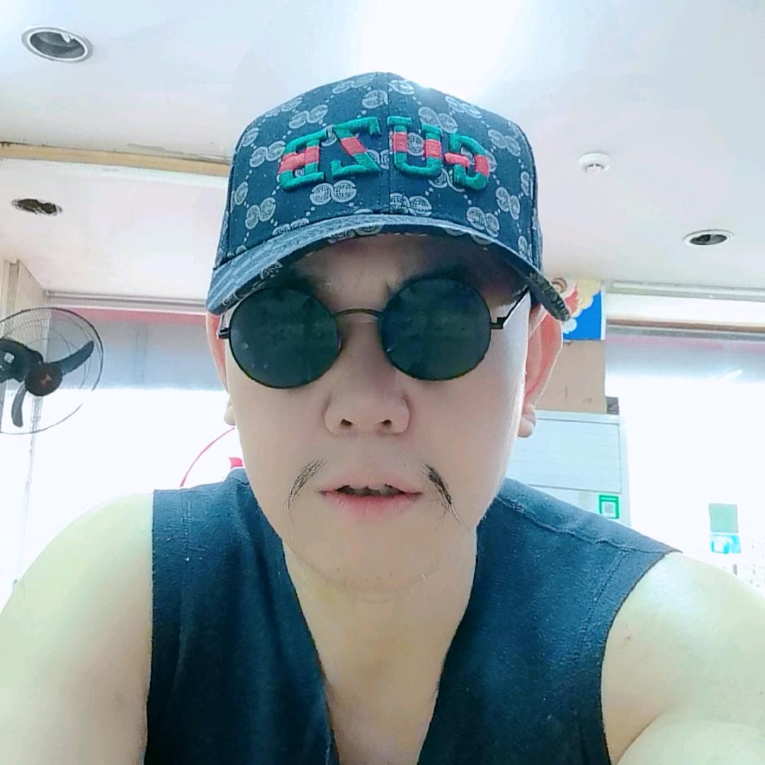 爱嗨的老头