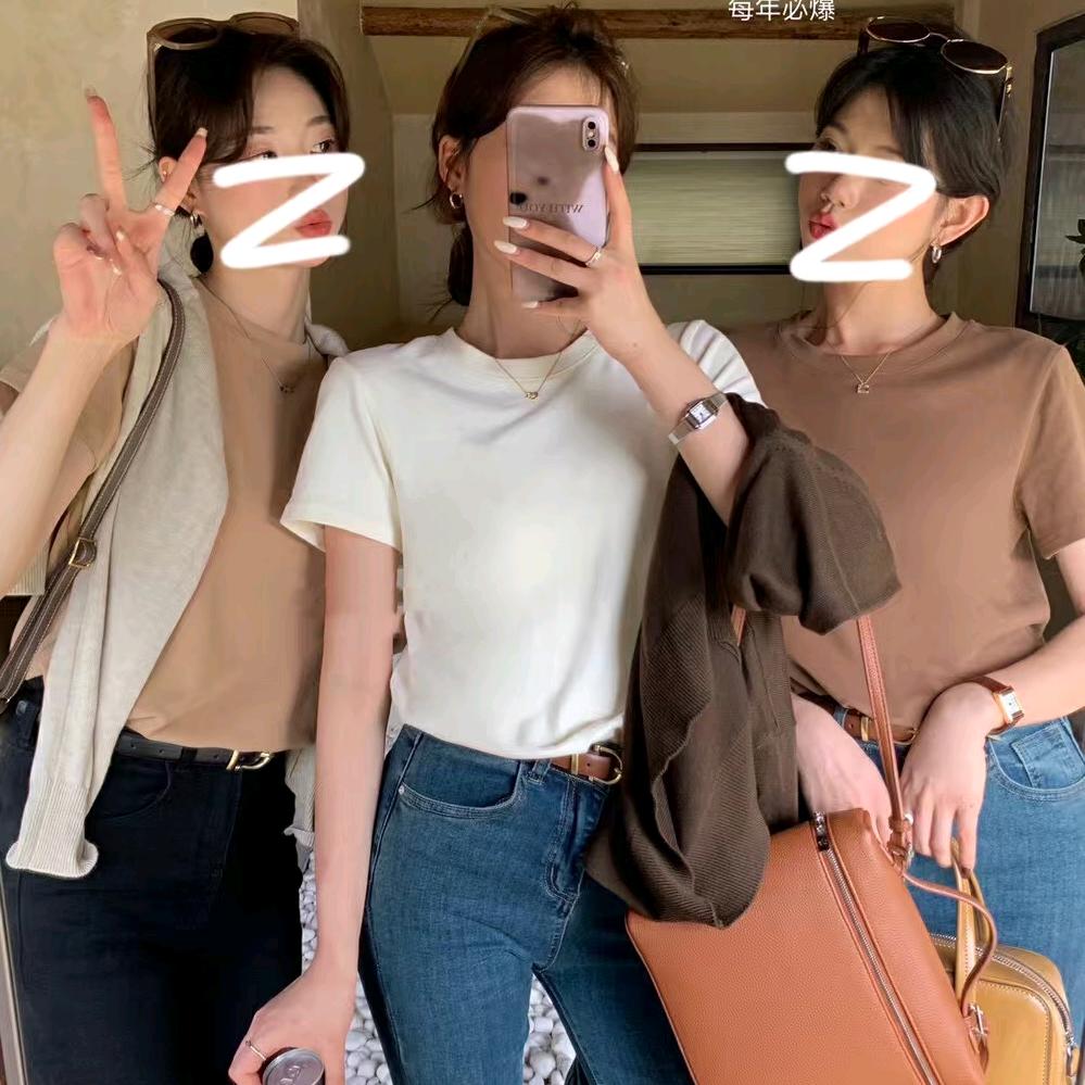老王卖女装