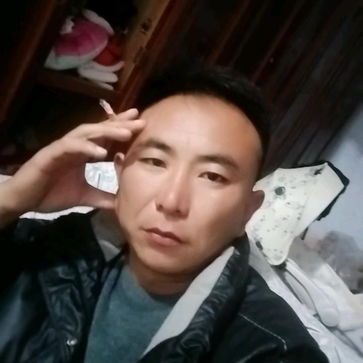 张志国