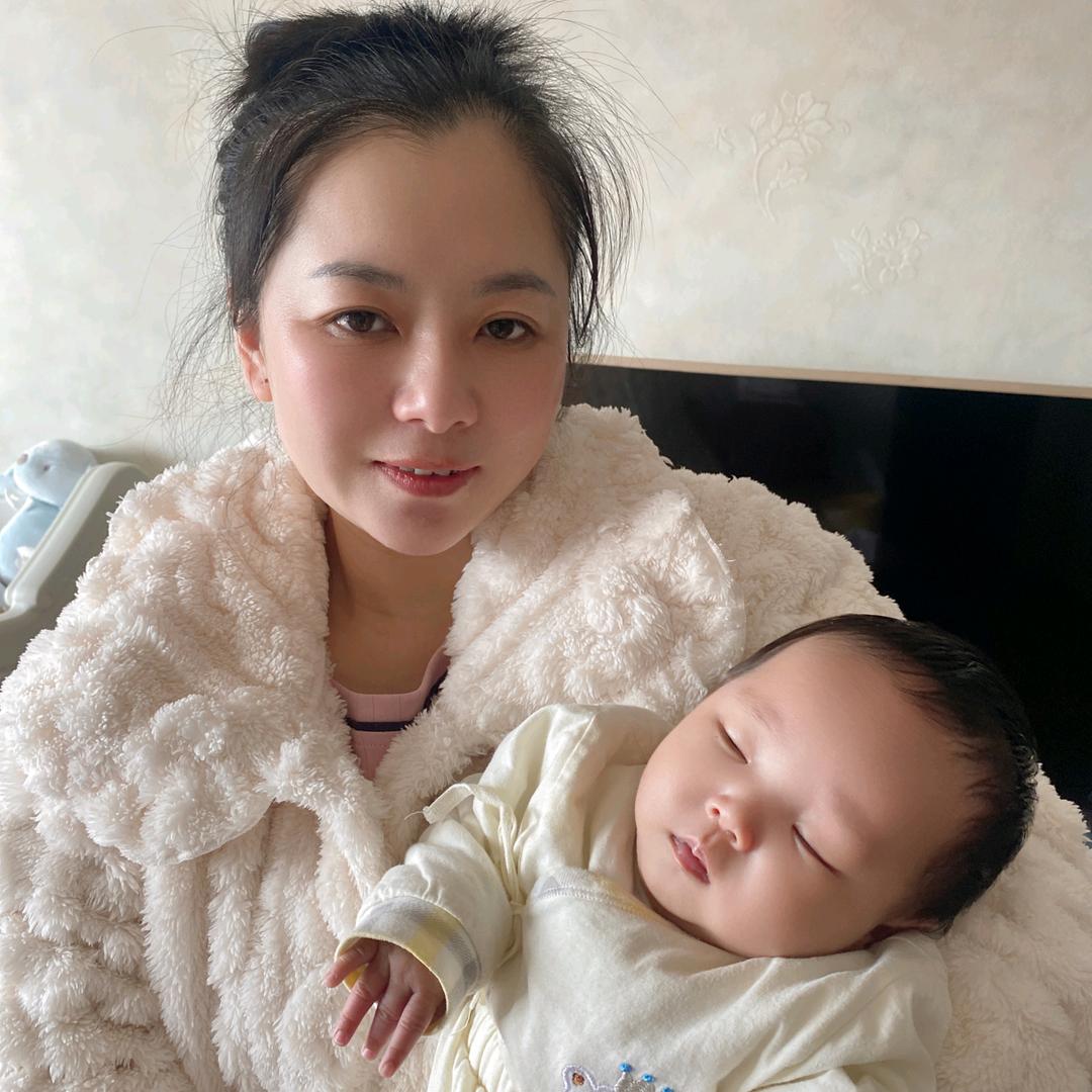 ℋღ᭄🍒烟雨᭄梦💞