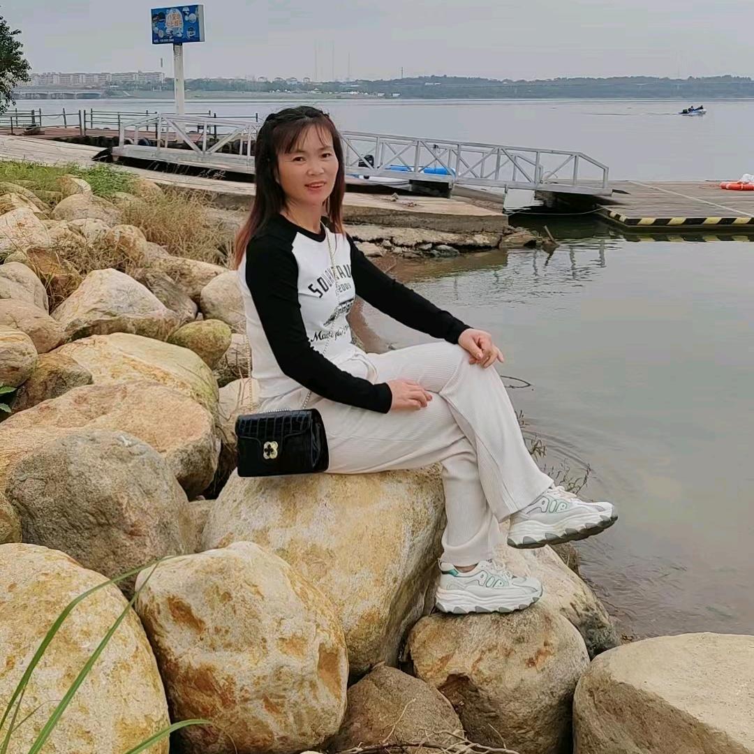 妮子（自学舞蹈）