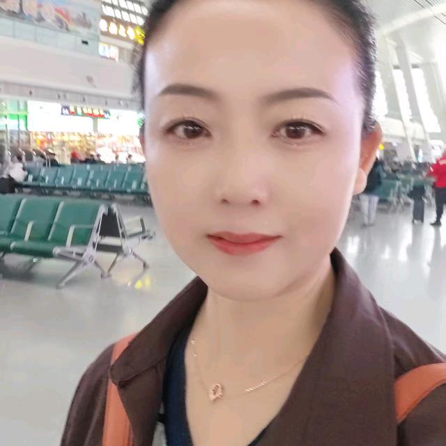 蓝哥ღ᭄守护🍒茶飘香᭄💞࿐
