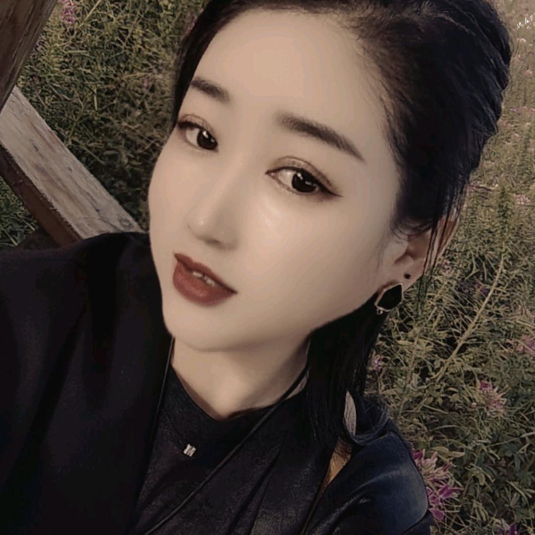 🦋笑着᭄退场🦋