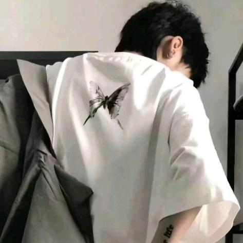 弯弯圆月