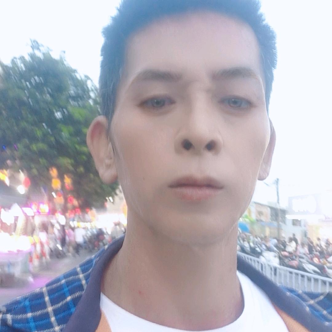 一个很孤单的人