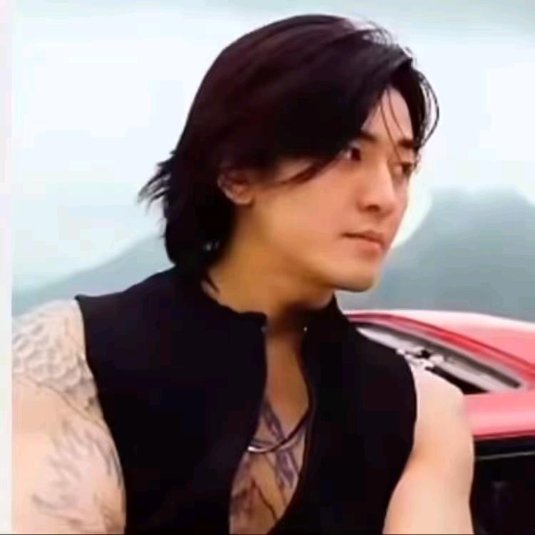 🦅𝘿𝙤𝙣𝙜𝙕𝙝𝘾𝙍