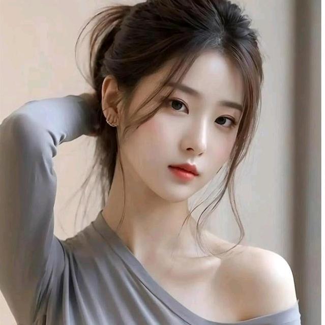 蜜桃很爱笑