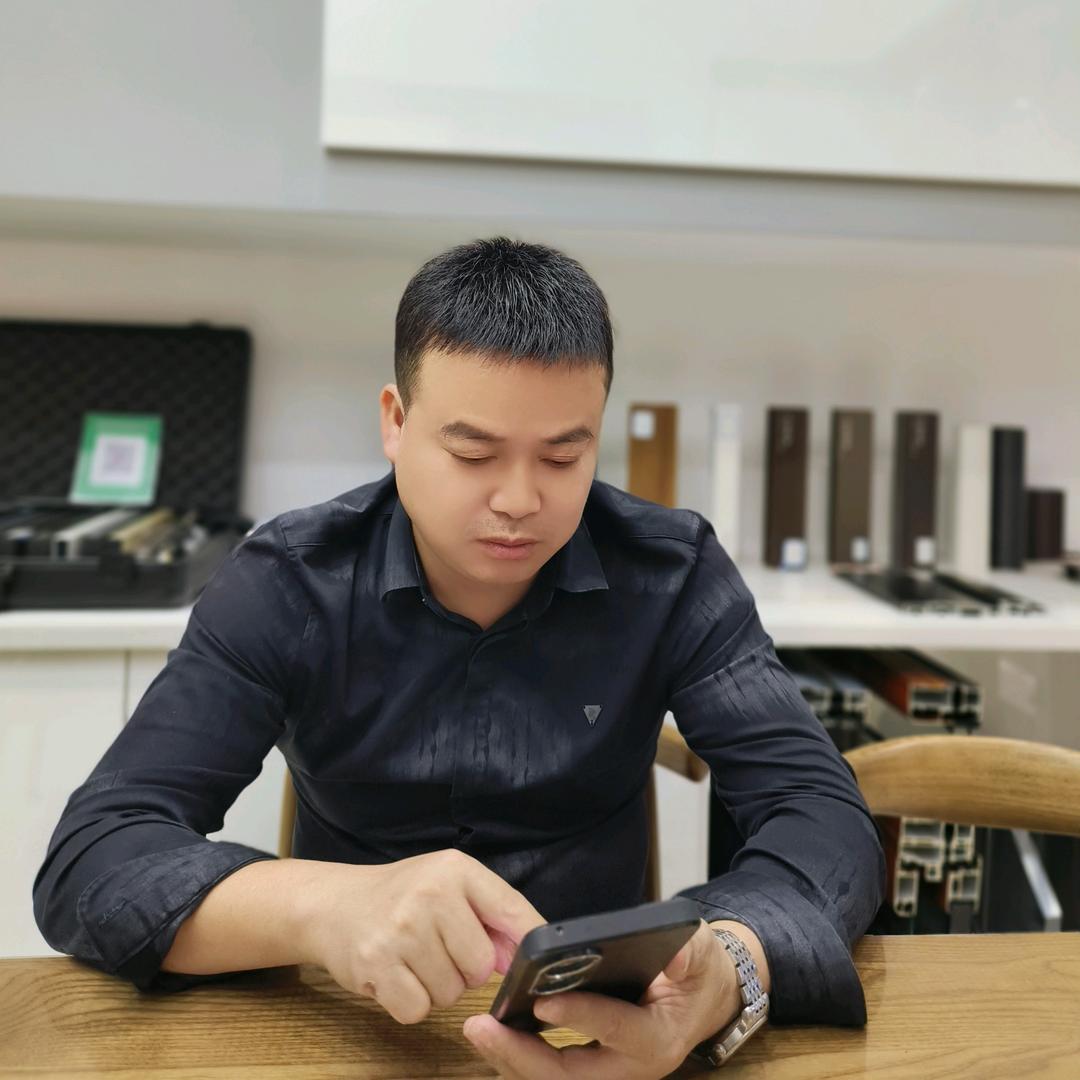衡阳优冠门窗海哥