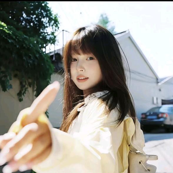 一只吐人颜哇塞的小🐟