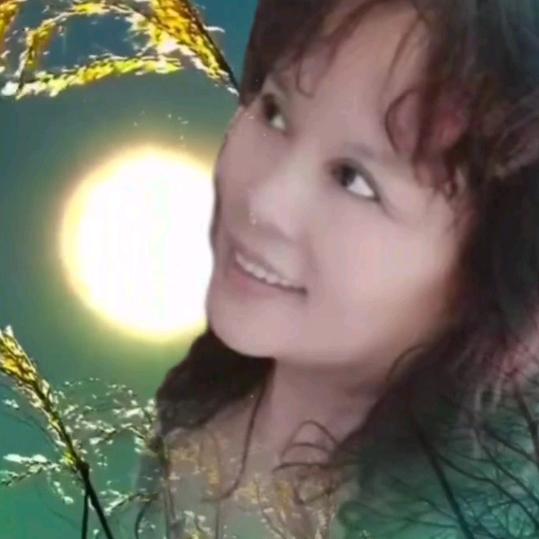 嫣然一笑💖