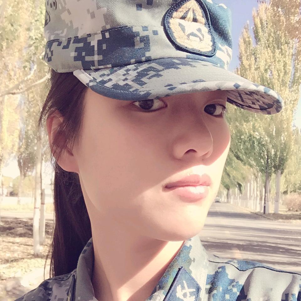 大漠女兵（天空蓝）