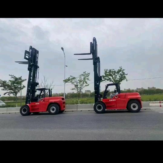 贵合叉车吊车租赁