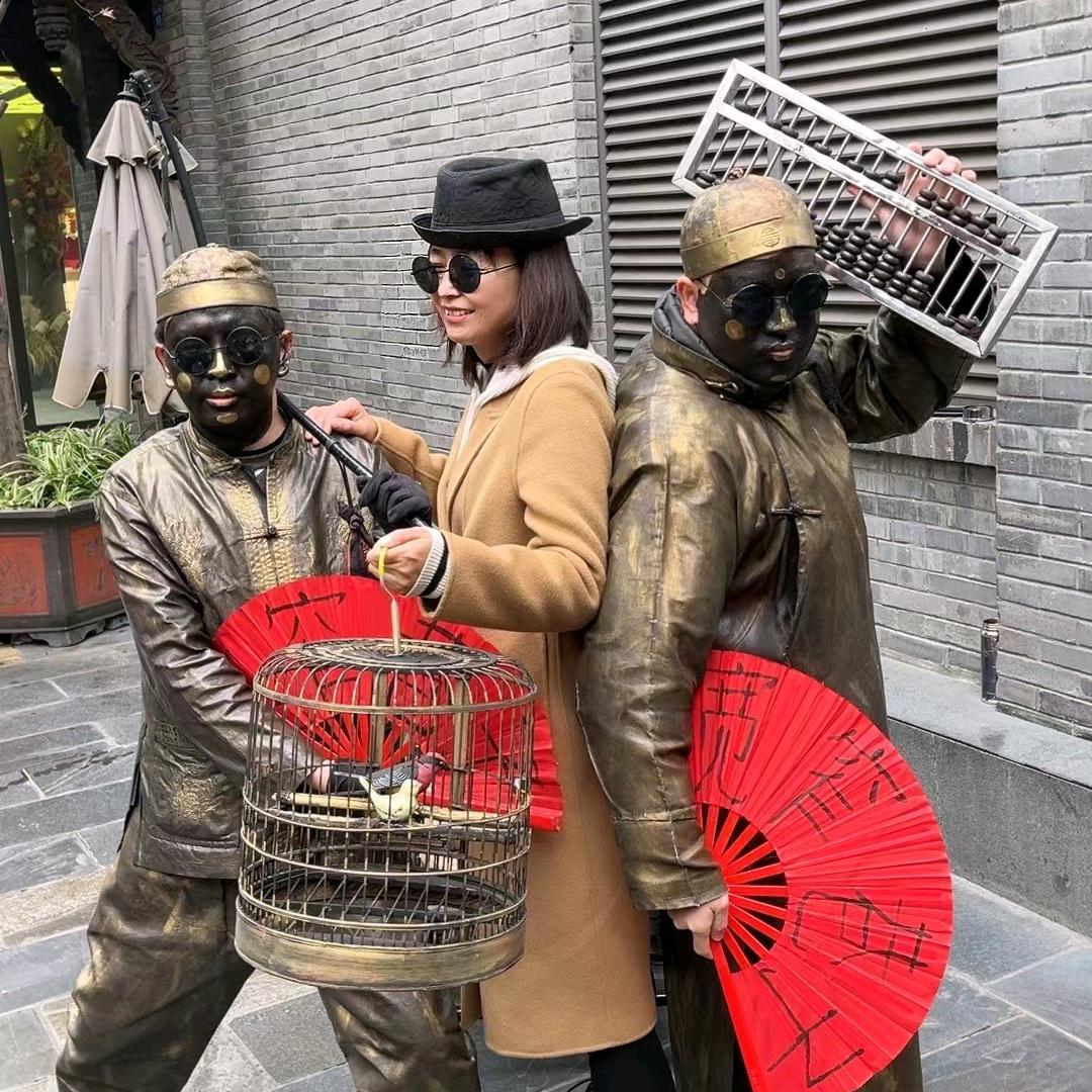 用户7838395986877