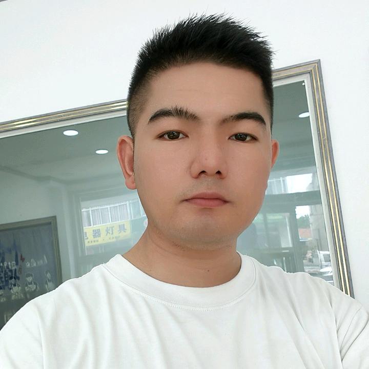 小宝哥很深情。