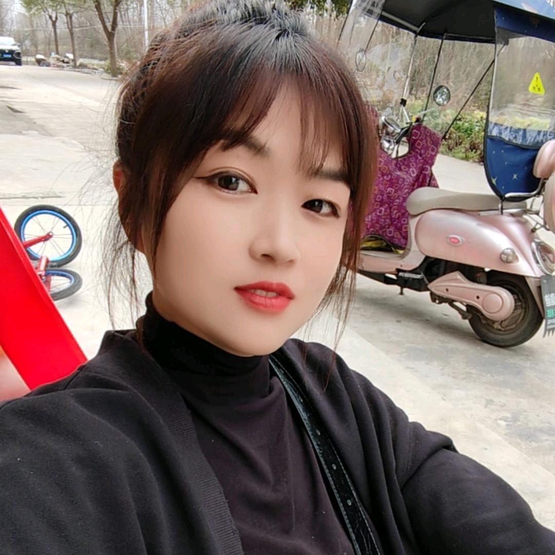 甘玲（舒伟面馆早餐姐）