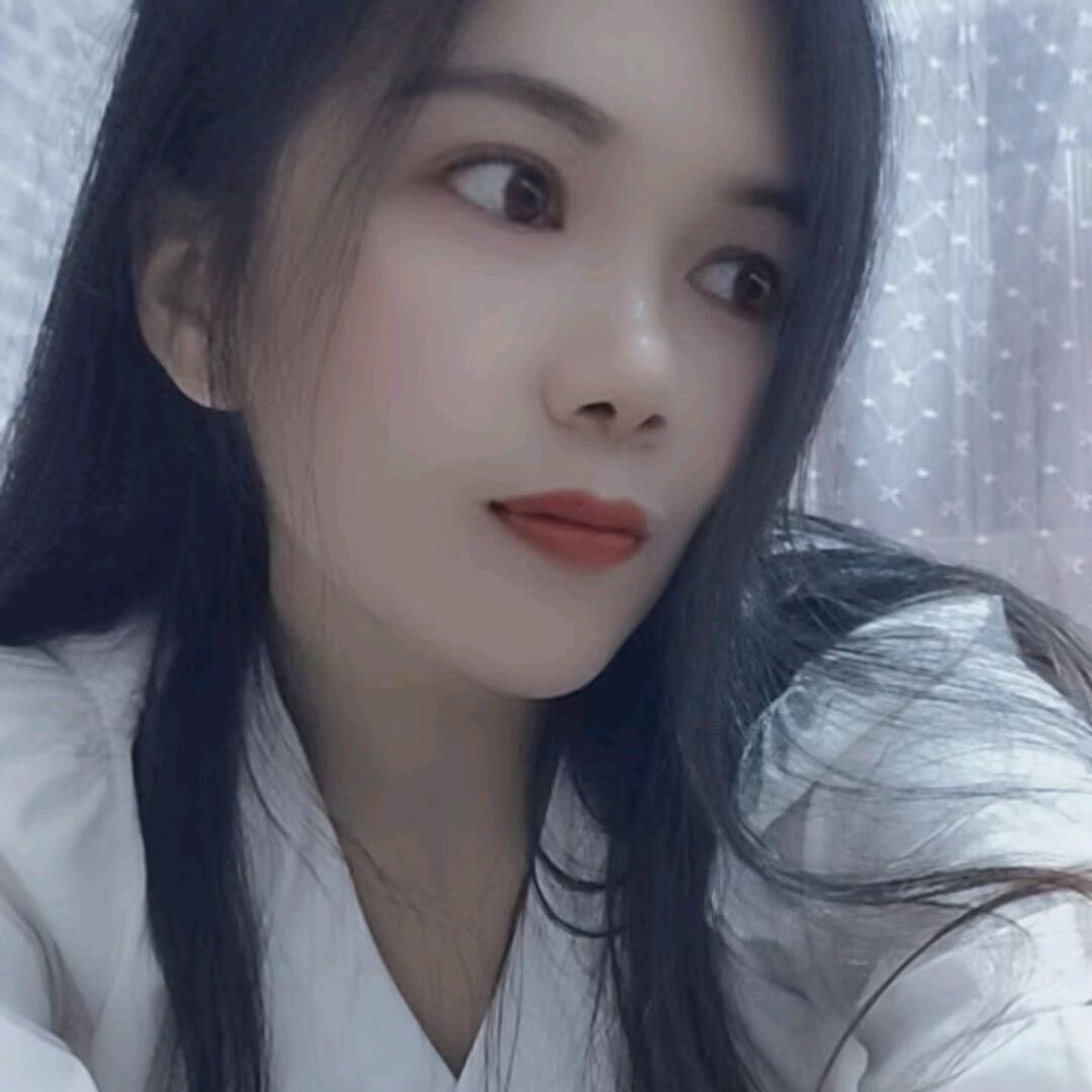 《后山有玫瑰》🌹🌹