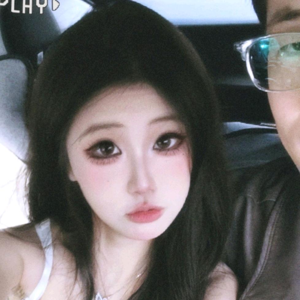 怡只小坚果•֊<