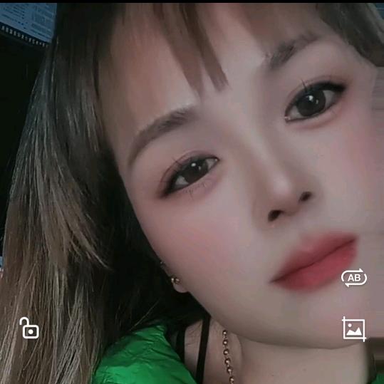 娅娅