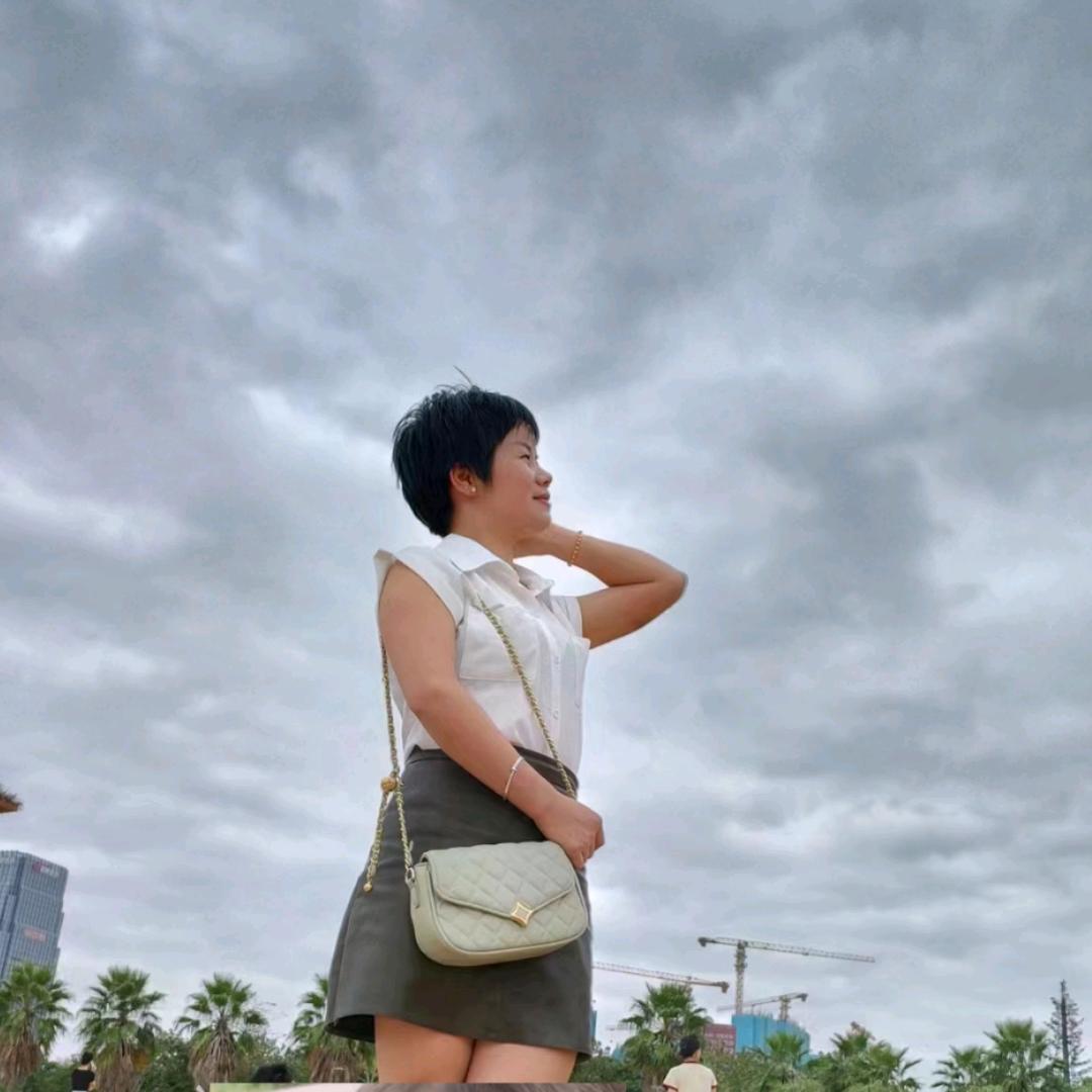 梅子学钓鱼