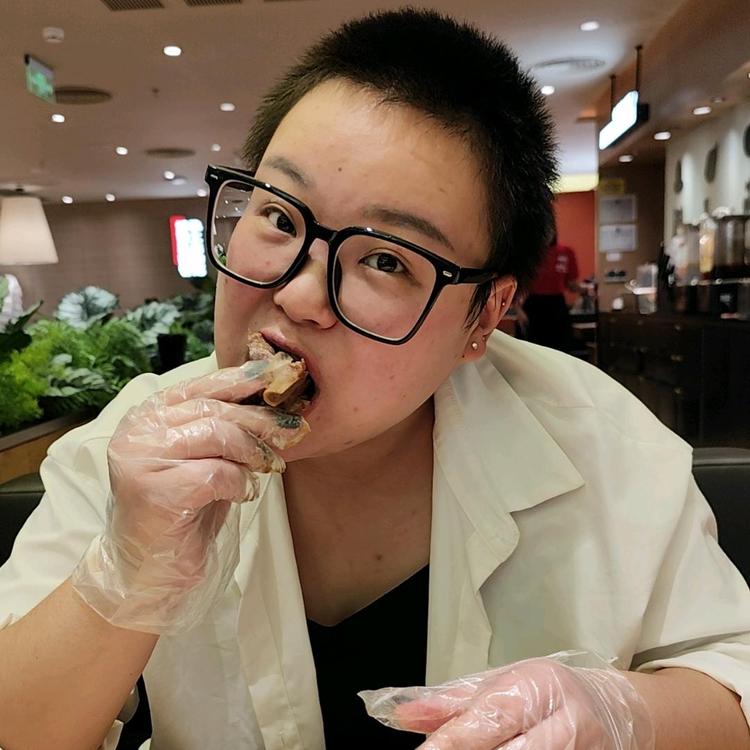 涵涵嘴馋了