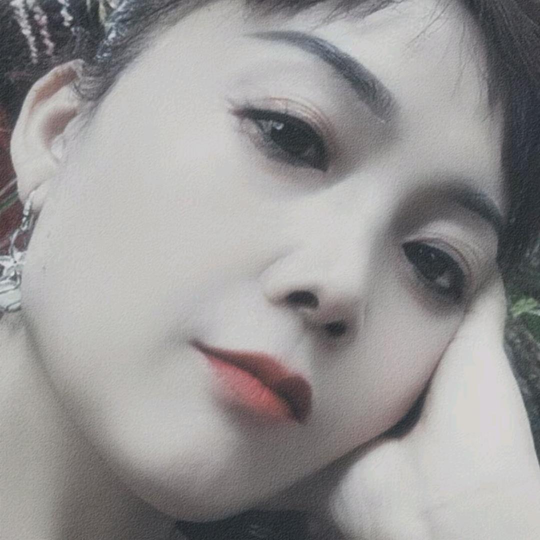 红