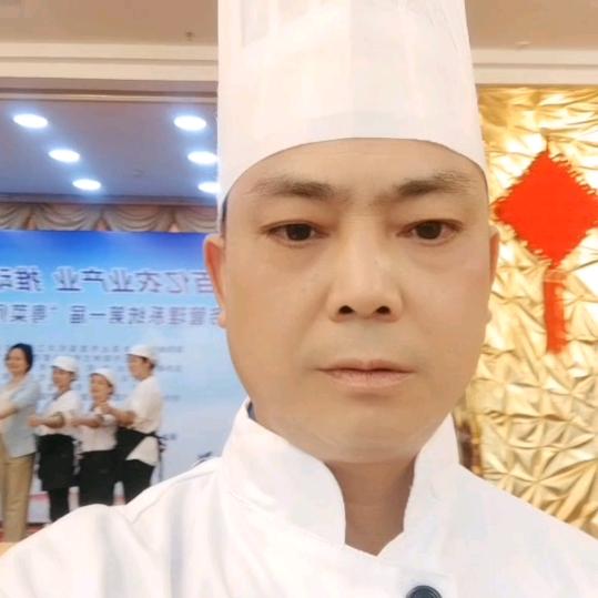 探店达人老潘